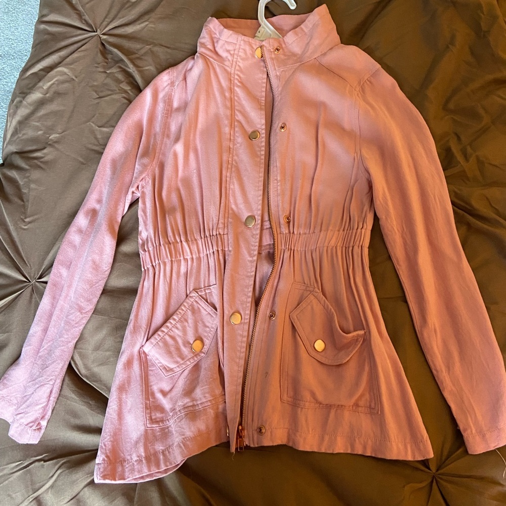 Girls light weight jacket, light pink, size 10/12